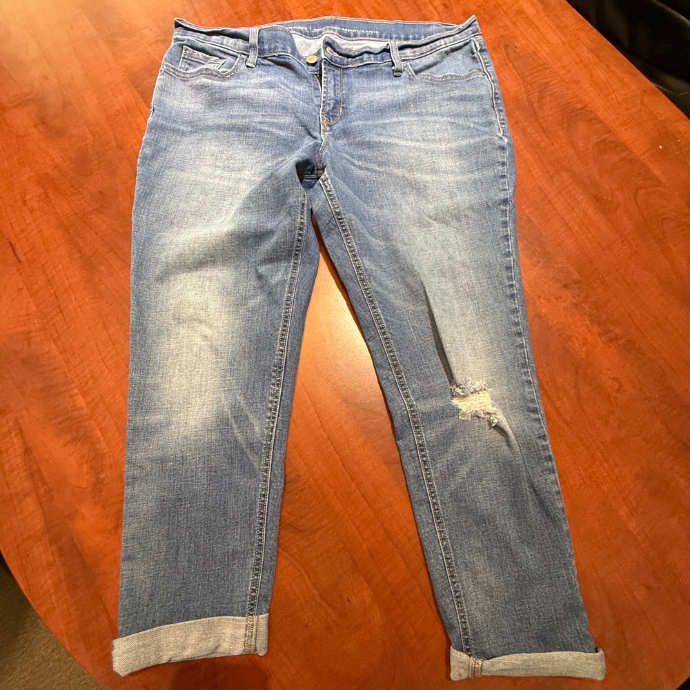 Old Navy Boyfriend Skinny Jeans | Size 14 Petite | Distressed Cuffed Denim